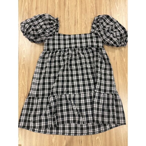 Plaid Black and White Dress - Picture 2 of 3